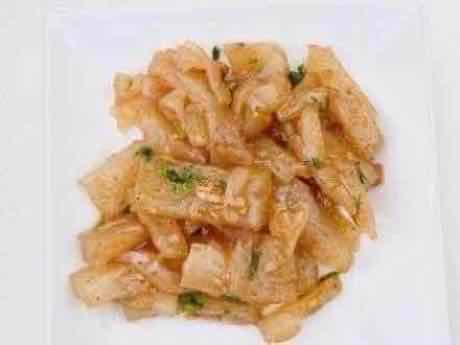 Cold spicy jelly noodles with chili dressing